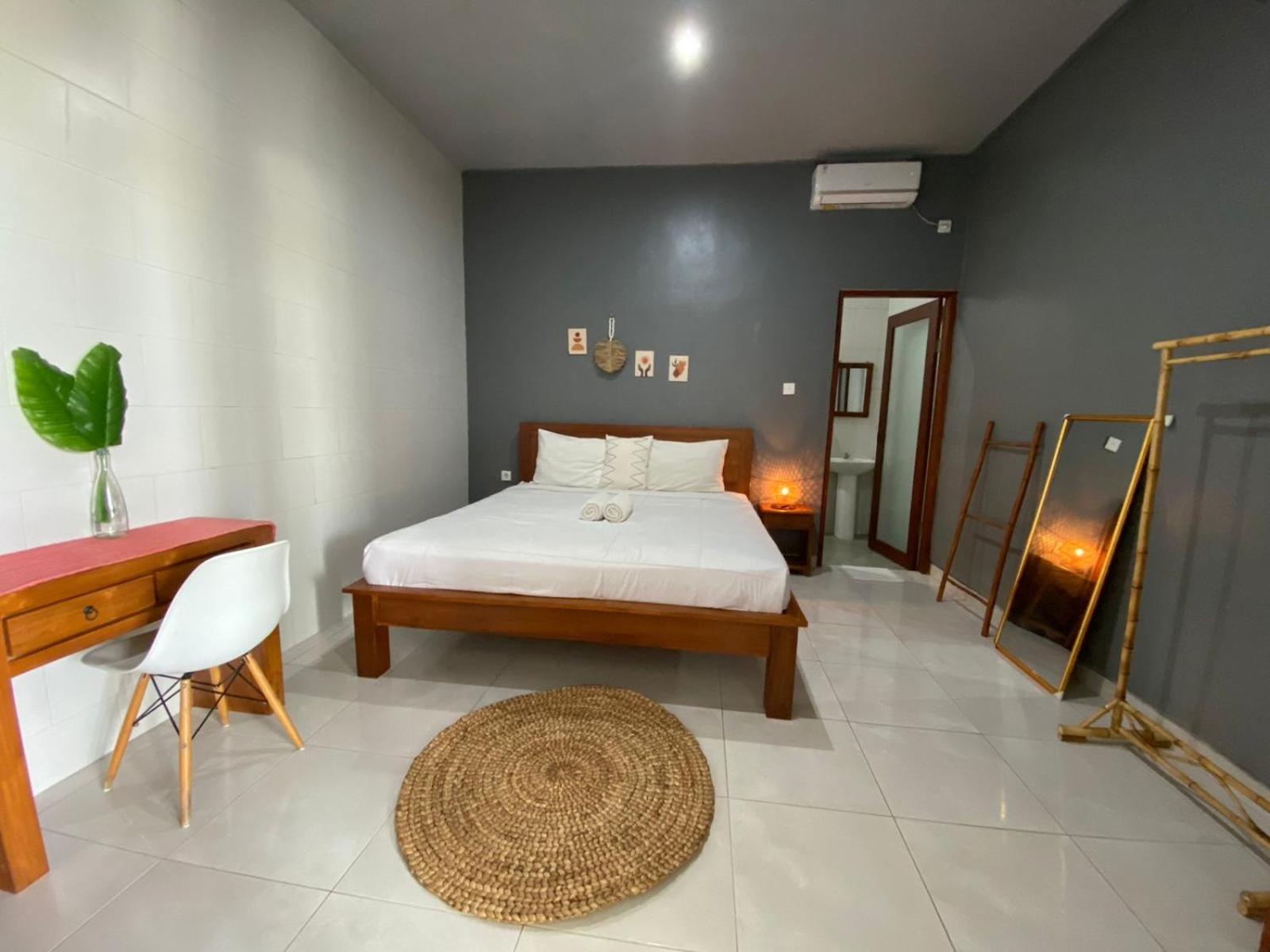 Tyana Private Room In Batu Bolong Canggu 21 ภายนอก รูปภาพ